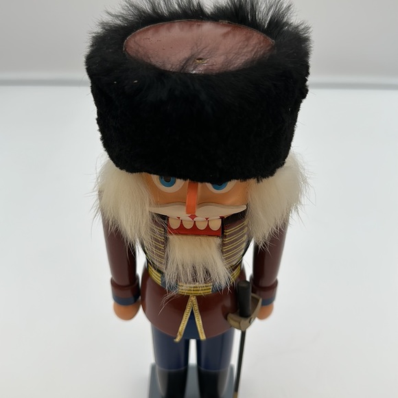 KWO British Hussar Nutcracker - Picture 9 of 16